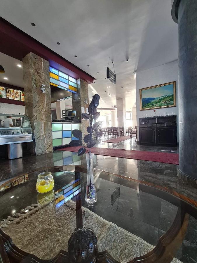 Hotel La Corniche فنيدك المظهر الخارجي الصورة